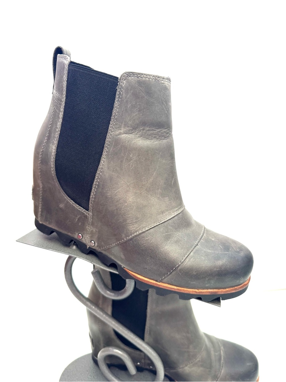 Sorel Gray Lea Wedge Boot Size 9